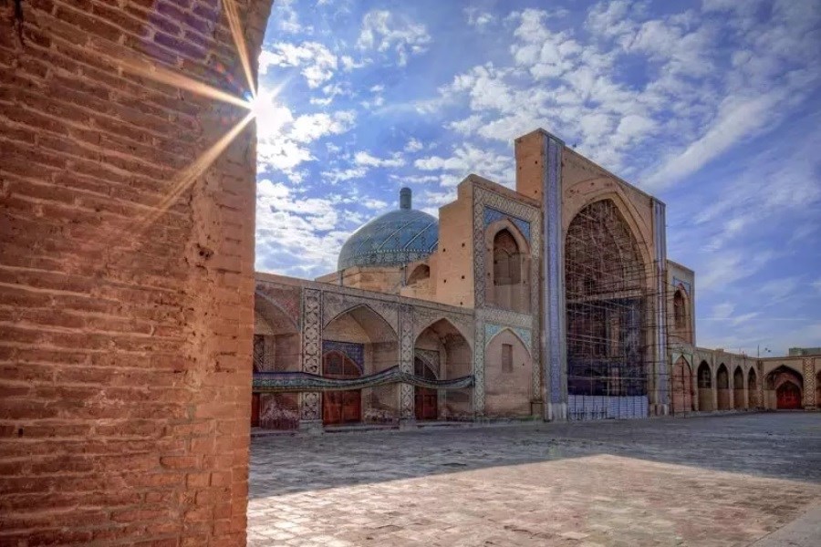 مرمت رواق مسجد جامع عتیق در قزوین