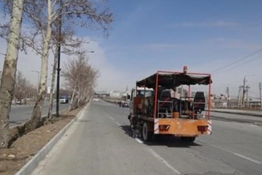 تصویر خط کشی مسیرهای مواصلاتی استان ایلام