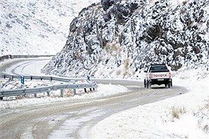 جاده‌های ۸ استان زیر برف و باران