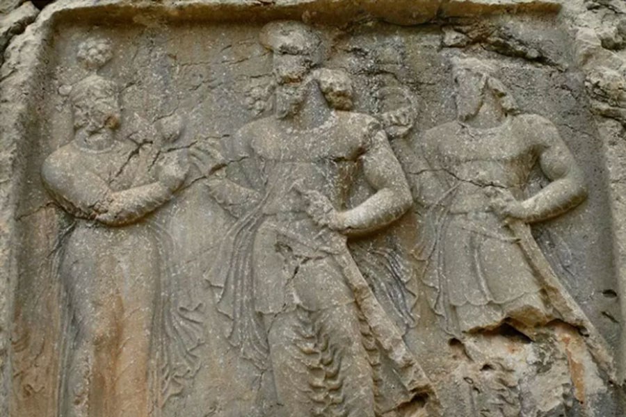 ایرانیان باستان و پرستش آناهیتا