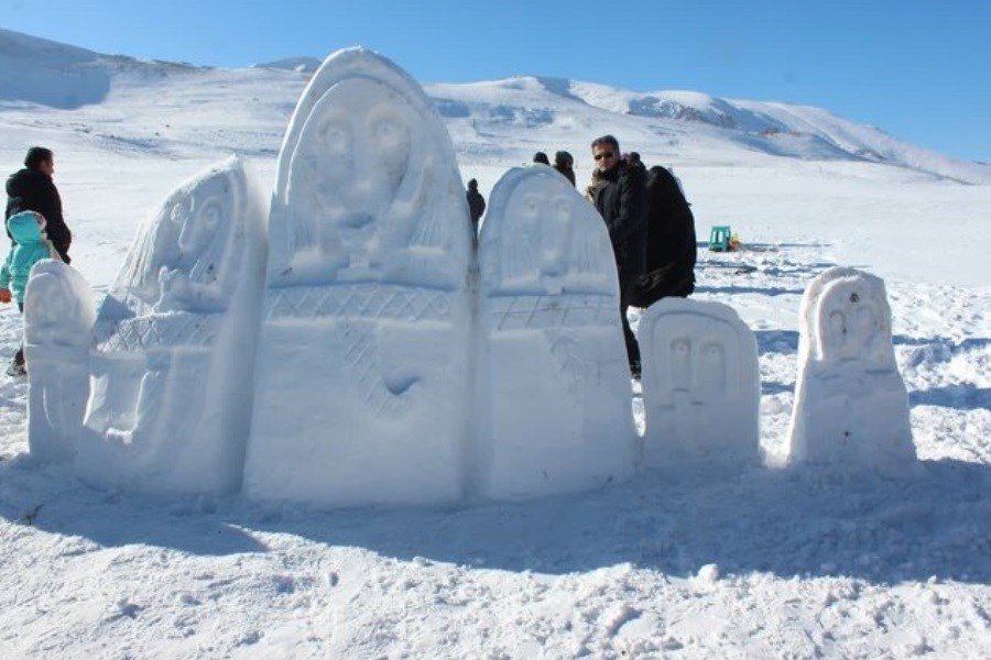 تصویر برگزاری جشنواره ورزش‌های زمستانی در خلخال
