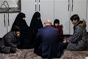 قالیباف با خانواده شهید مدافع حرم دیدار کرد