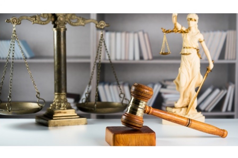 انتشار تصاویر شوکه‌کننده لحظه فوت خسرو علی‌کردی، وکیل مشهدی، در دفتر کارش به نمایش درآمد+فیلم