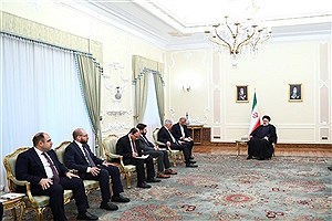 رئیسی: از مذاکرات صلح میان ارمنستان و آذربایجان استقبال می کنیم