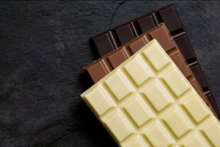 شکلات تلخ در مقابل شکلات شیری: کدام بهتر است؟