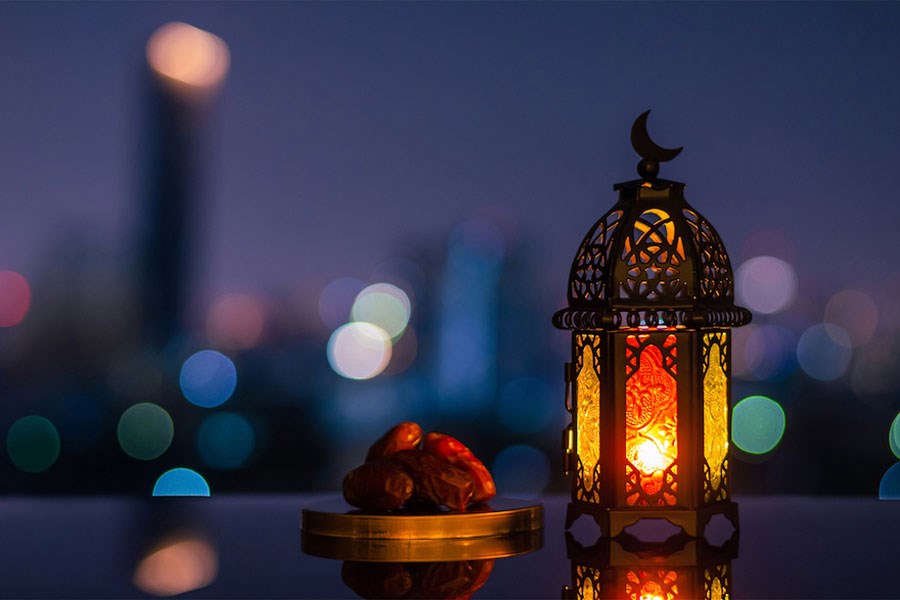 سفر در ماه رمضان + احکام شرعی، شرایط و آداب روزه مسافر