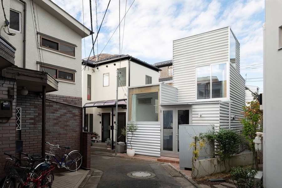 تصویر شاهکار معماری در ژاپن&#47; خانه‌ای در زمین 26 متری!+تصاویر