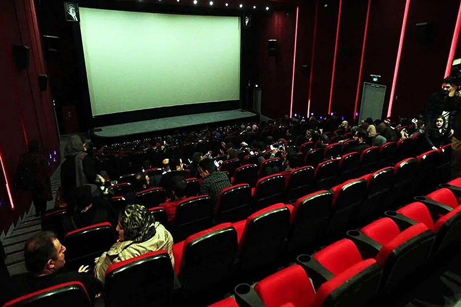 تصویر رشد بیش از ۳ برابری درآمد سینما در کشور