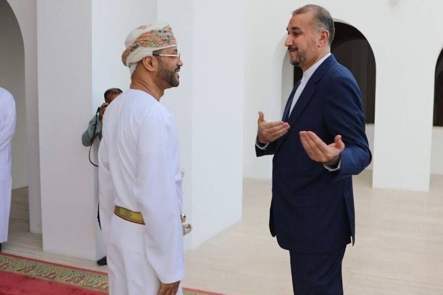 تصویر وزیر خارجه عمان خواستار «تنش‌زدایی و اولویت‌دادن به ندای خرد» در خاورمیانه شد