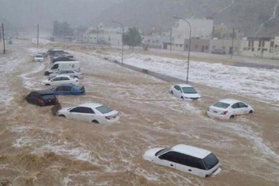 تصویر ۱۷ نفر در سیل عمان کشته شدند