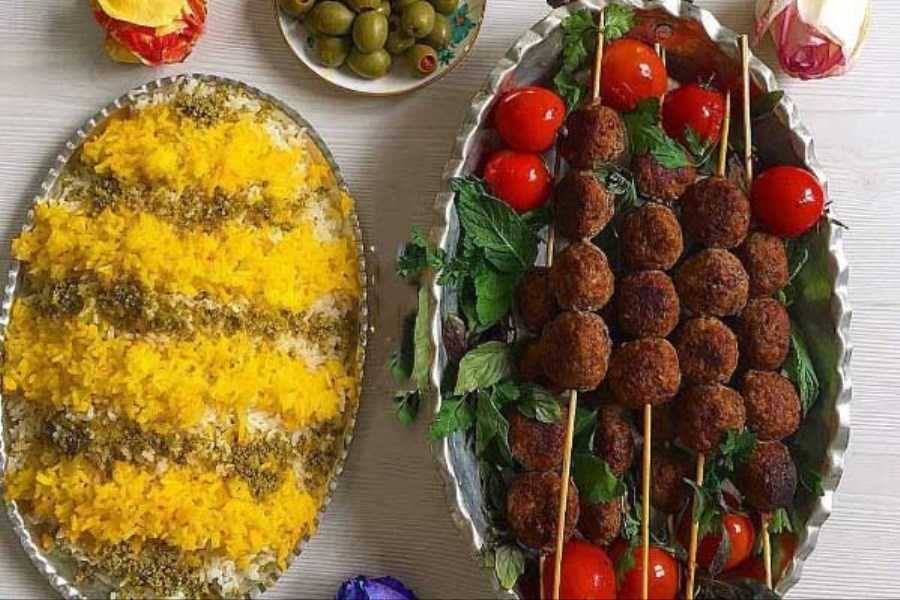 تصویر کباب قلقلی؛ یک غذای ایرانی لذیذ و پرطرفدار