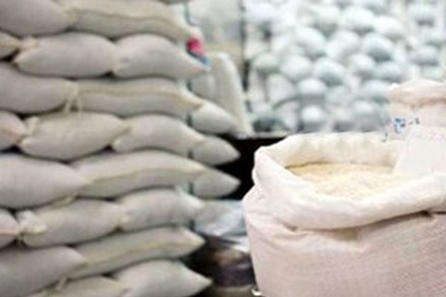 تصویر برنامه دولت برای تخصیص ارز برنج اعلام شود