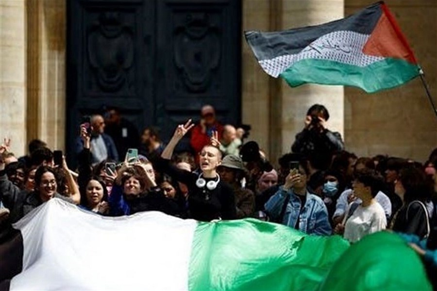 تصویر خشونت نیروهای امنیتی پاریس علیه دانشجویان حامی فلسطین