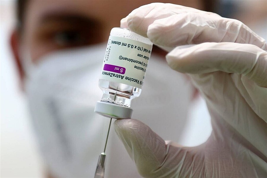 تصویر واکسن آسترازنکا چقدر تهدیدتان می‌کند؟