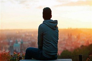خطرات و آثار تنهایی در مردان
