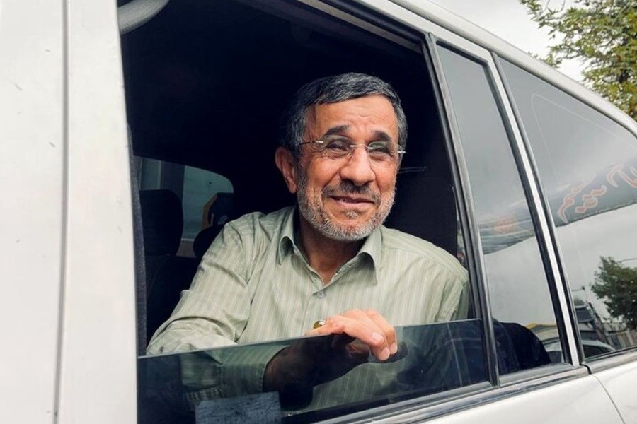 تصویر اما و اگرهای ثبت نام احمدی‌نژاد در انتخابات ریاست جمهوری