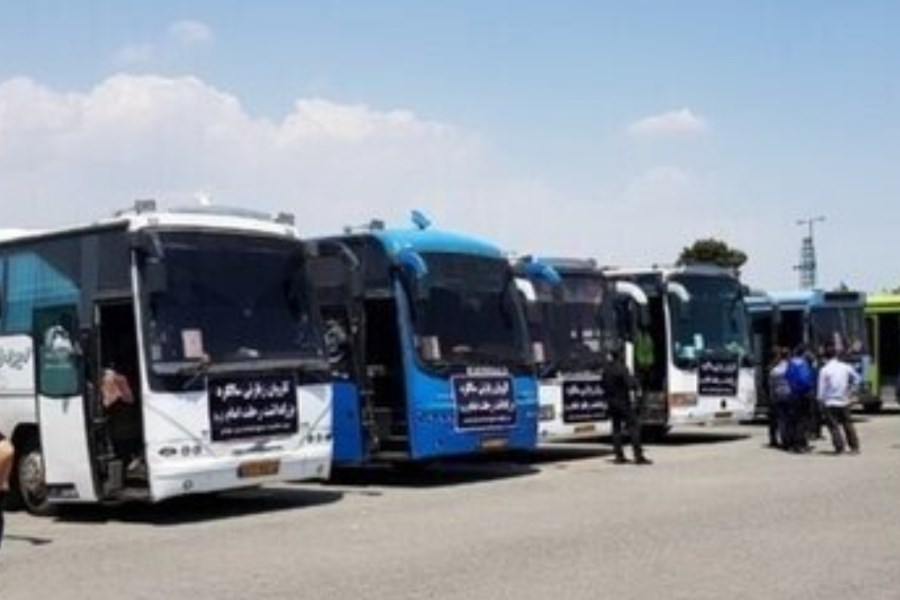 تصویر اختصاص ۵۰ اتوبوس برای اعزام زائران از قزوین به مرقد امام (ره)