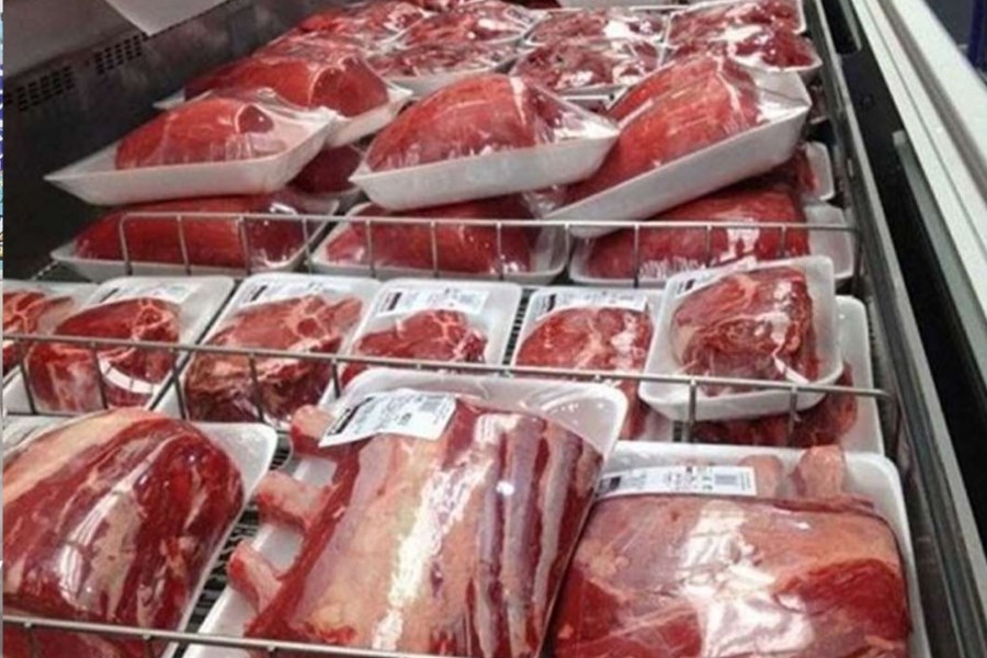 توزیع ۹۶ تن گوشت قرمز گوساله گرم تنظیم بازاری در استان قزوین