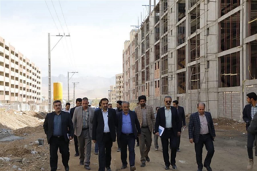 تصویر تأمین مالی ۳۰ هزار میلیارد ریالی نهضت ملی استان از سوی بانک مسکن