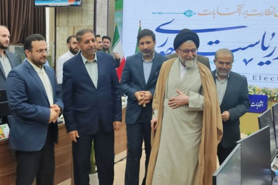 تصویر وزیر اطلاعات از ستاد مرکزی نظارت بر انتخابات بازدید کرد