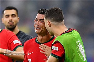 نفرت‌پراکنی علیه رونالدو بعد از اشک‌هایش&#47; پیر شدی دیگر؛ زودتر از فوتبال کنار برو!