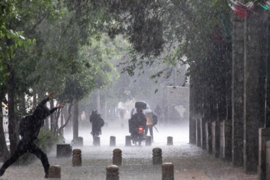 تصویر فعالیت سامانه بارشی در برخی استان‌ها