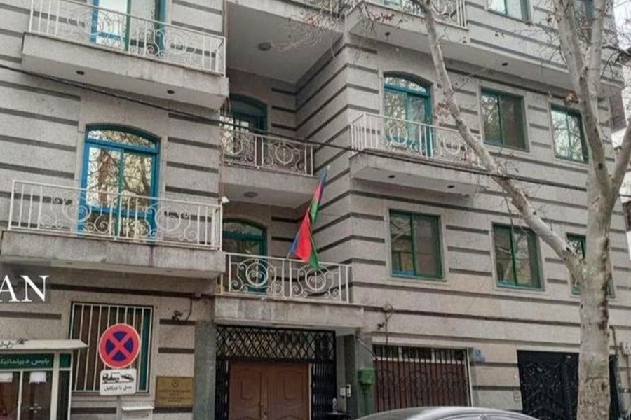 تصویر سفارت جمهوری آذربایجان در تهران بازگشایی شد