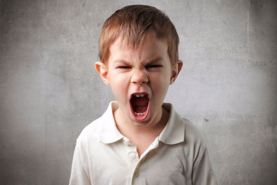 روش های آرام کردن کودک عصبانی و پرخاشگر