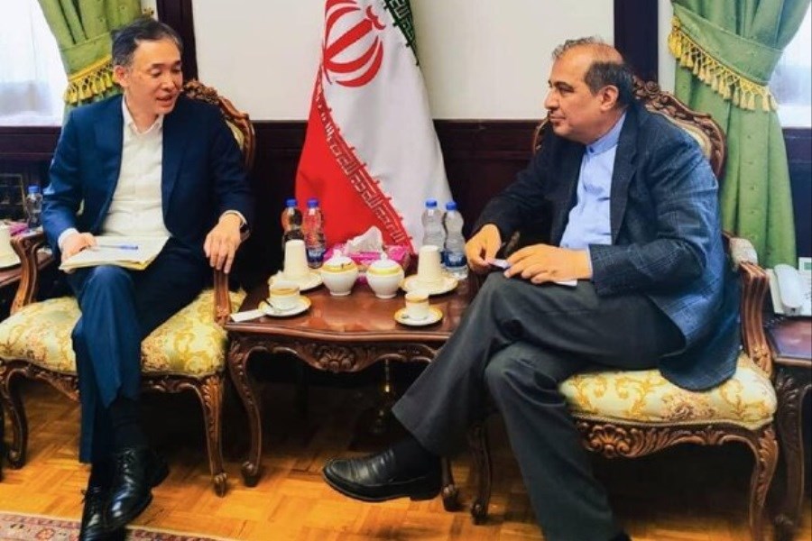 دو دیپلمات ایرانی و ژاپنی با یکدیگر رایزنی کردند