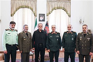 فرماندهان نیروهای مسلح با مسعود پزشکیان دیدار کردند