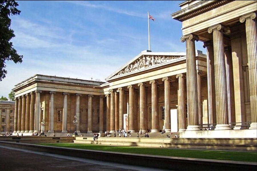 تصویر سرقت از موزه بریتانیا به راحتی آب خوردن