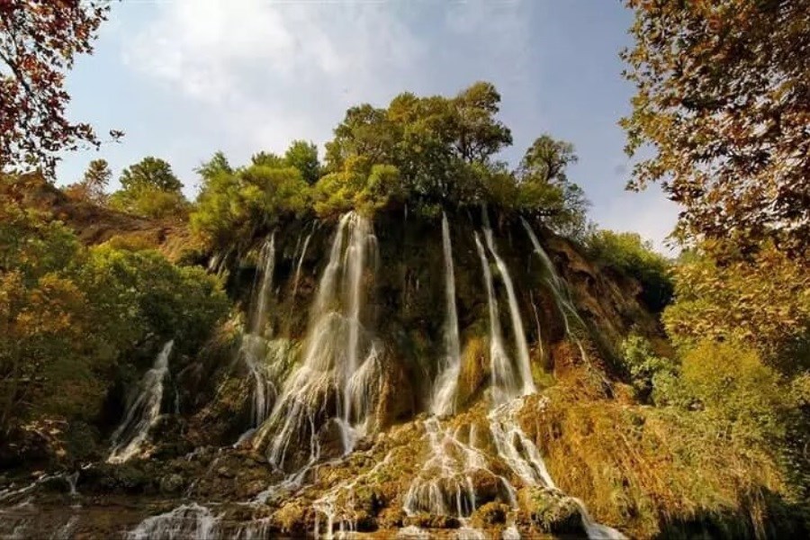 تصویر آبشار بیشه لرستان، نگینی در دل جنگل های بلوط