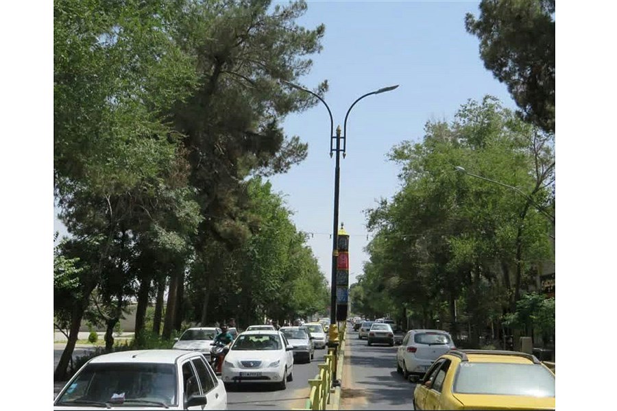 تصویر تلاش شهرداری کاشان برای ارتقای سیستم روشنایی معابر شهری