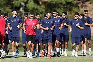 پرسپولیس باید مهاجم تراز اول جذب کند