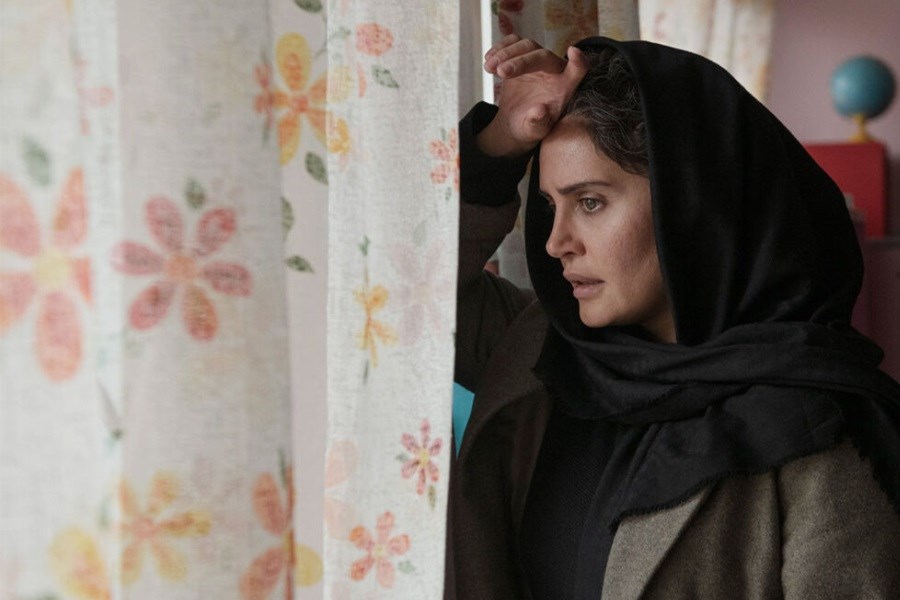 تصویر اقبال فیلم سینمایی «بی‌بدن» در اکران آنلاین