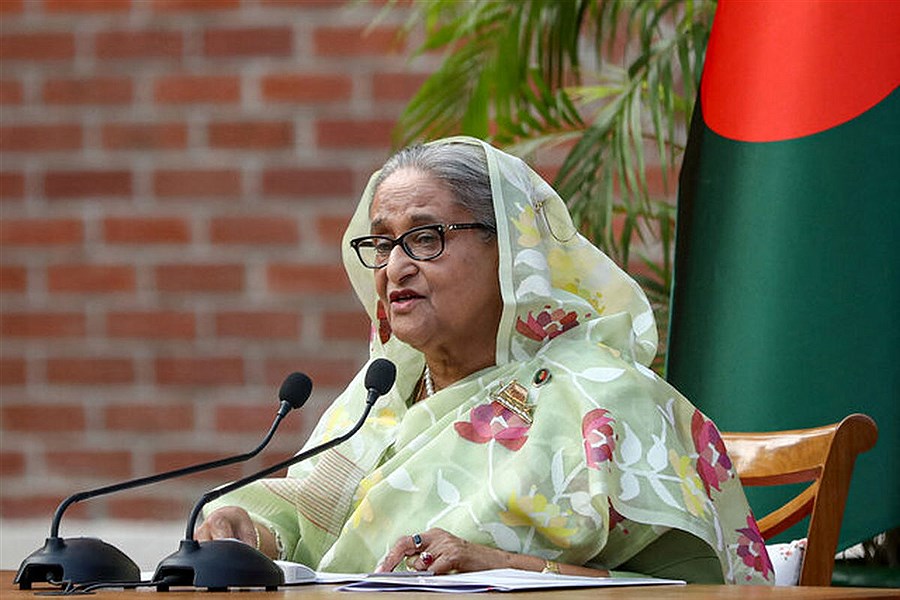 تصویر نخست‌وزیر بنگلادش در پی درخواست معترضان استعفا کرد