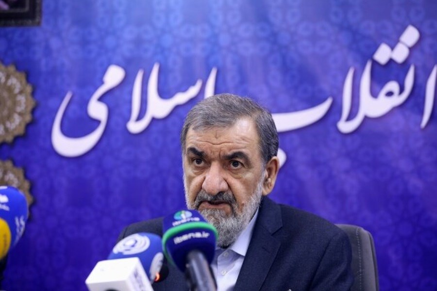 محسن رضایی بر کمک به دولت چهاردهم تاکید کرد