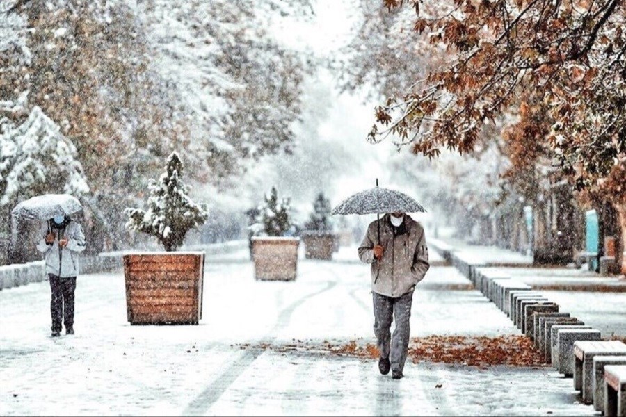 تصویر آغاز بارش گسترده برف و باران در ۲۵ استان