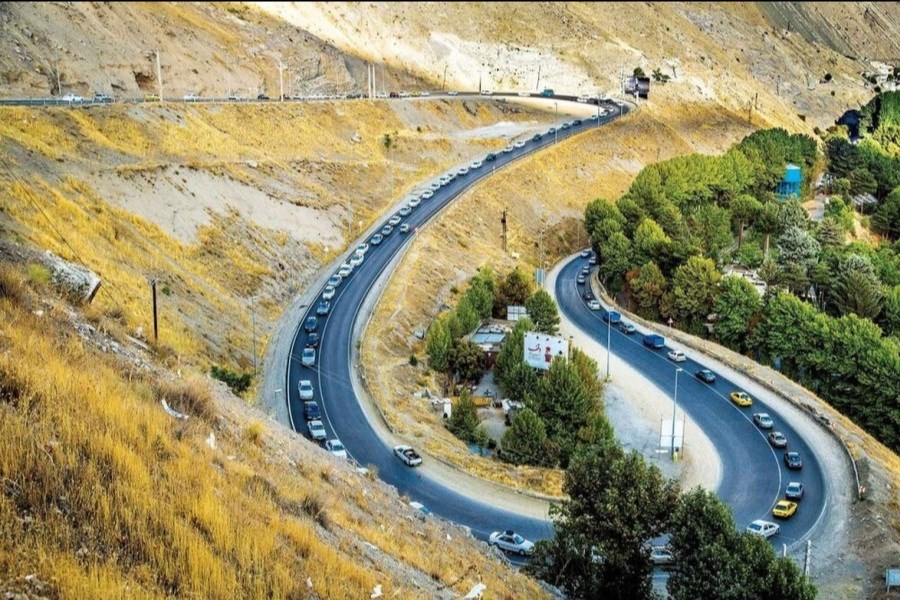 تصویر جاده چالوس بسته می‌شود