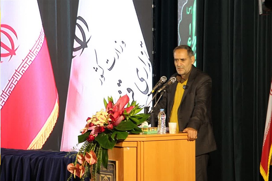 اگر استاندار از ریل وفاق خارج شود از نقش نظارتی خود استفاده می کنیم