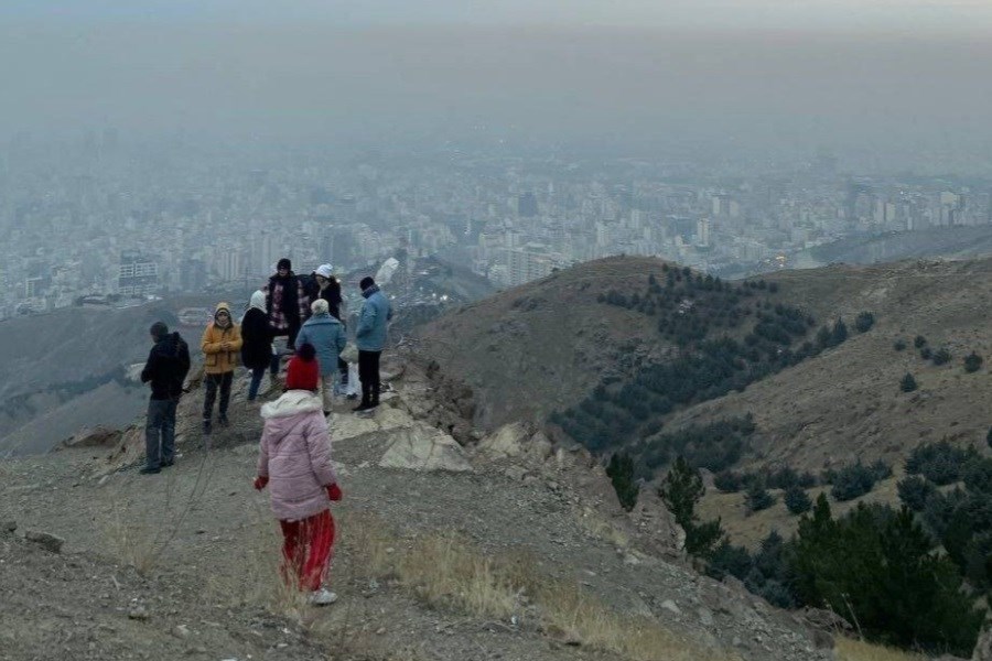 تصویر هوای تهران در مرز آلودگی است