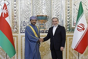 دیدار وزیر امور خارجه عمان با عراقچی