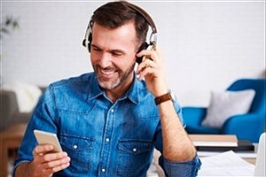 ۲۴ دقیقه گوش دادن به موسیقی می‌تواند اضطراب را کاهش دهد