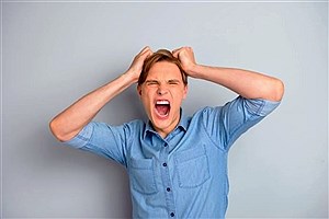 چرا برخی نوجوانان مضطرب رفتار پرخاشگرانه از خود نشان می‌دهند؟