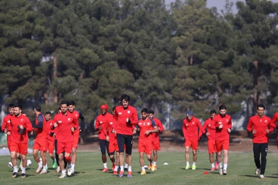 پرسپولیس بدون مربی خارجی هم مدعی قهرمانی است!