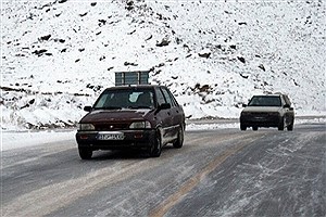 هجوم مسافران به گیلان علی رغم هوای سرد و بارش برف!