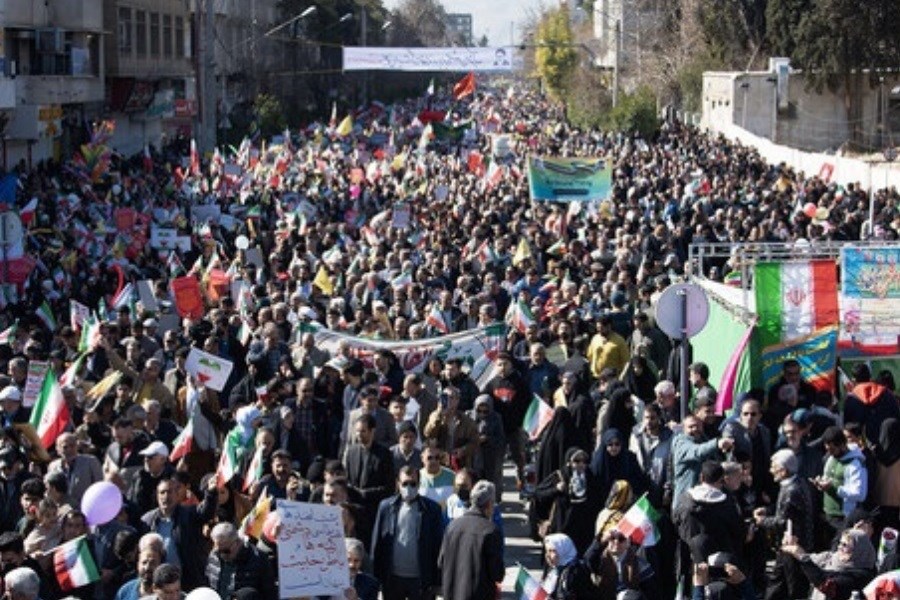 تصویر با این مردم هیچ‌کس توان مقابله با انقلاب را نخواهد داشت