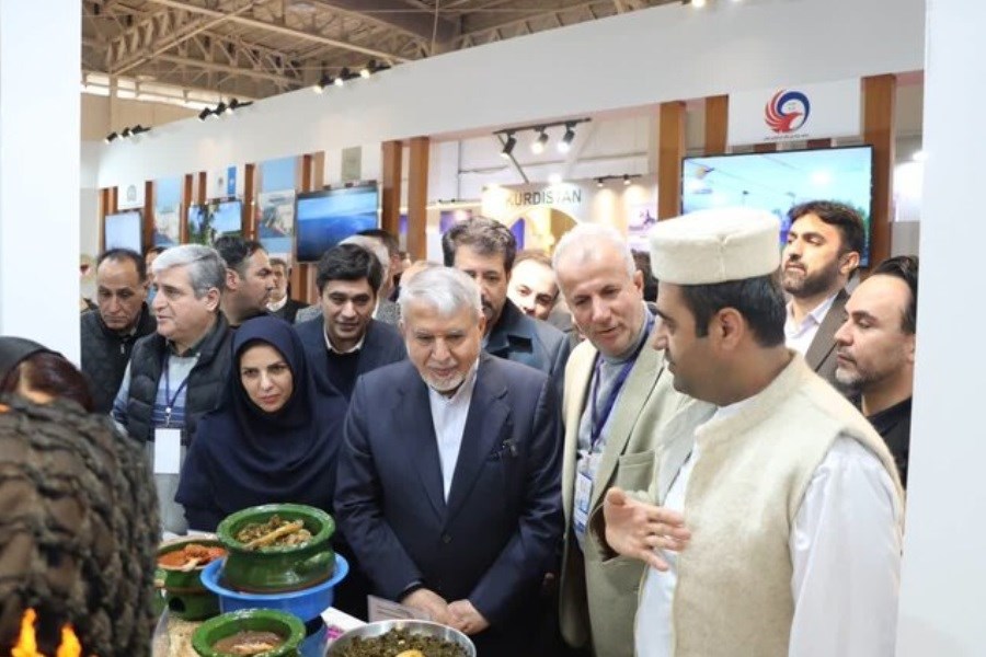 تصویر وزیر میراث فرهنگی: گیلان سرزمین رمزها و رازهاست