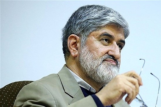 باید دست «جنگ‌طلبانِ حجاب» را از تصمیم‌گیری کوتاه کرد