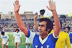 انتقاد پیشکسوت استقلال از عملکرد داوران دربی